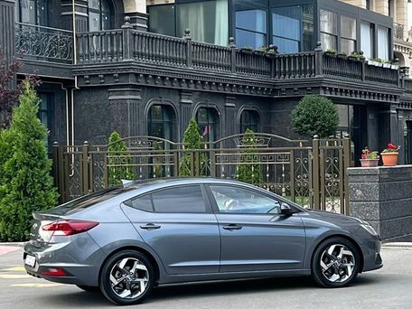 Hyundai Avante, 2019 — сүрөт 1