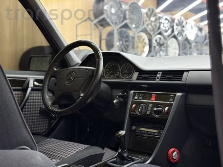 Mercedes-Benz W124, 1992 — сүрөт 6