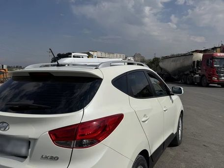 Hyundai Tucson, 2011 — 照片 5
