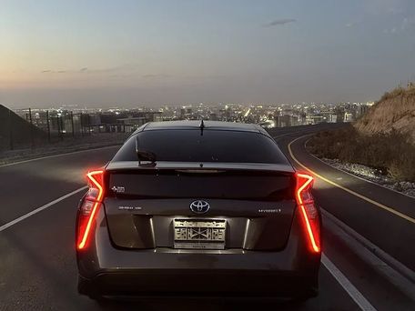 Toyota Prius, 2018 — фото 6