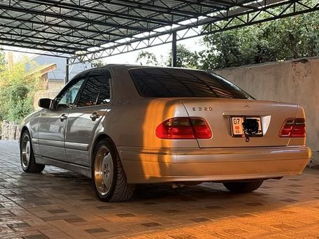 Mercedes-Benz E-Класс, 2002 — сүрөт 5
