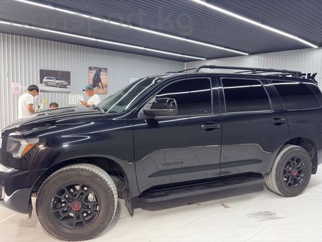 Toyota Sequoia, 2020 — photo 2