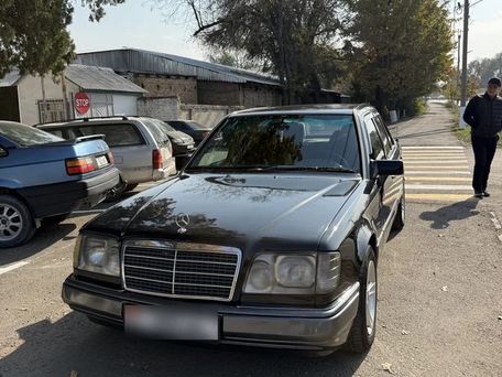 Mercedes-Benz E-Class, 1994 — photo 1