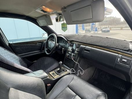 Mercedes-Benz C-Класс, 1998 — сүрөт 1