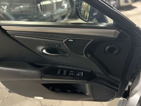 Lexus ES, 2019 — 照片 7