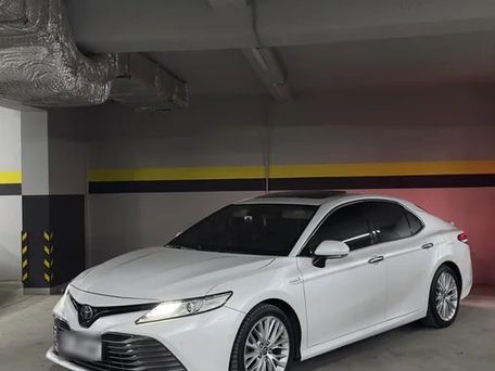 Toyota Camry, 2018 — фото 11