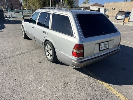Mercedes-Benz W124, 1995 — photo 3