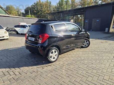 Chevrolet Spark, 2017 — 照片 9