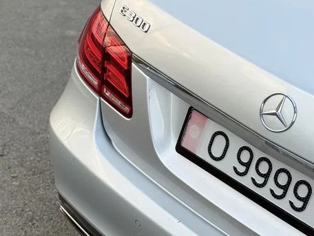 Mercedes-Benz E-Класс, 2010 — фото 4