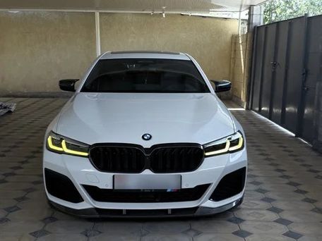 BMW 5 серии, 2020 — 照片 3