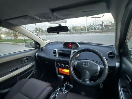 Toyota Ist, 2003 — photo 6