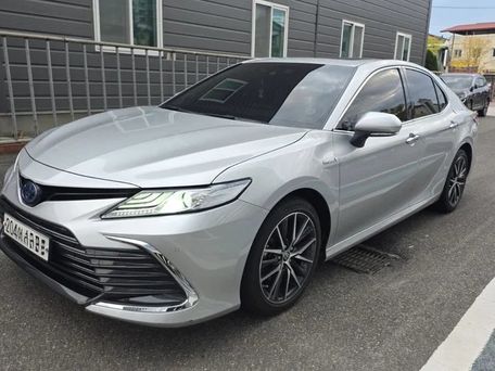Toyota Camry, 2023 — photo 3