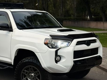 Toyota 4Runner, 2020 — фото 5