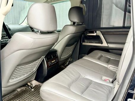 Toyota Land Cruiser, 2010 — 照片 8