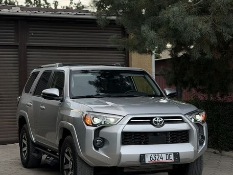 Toyota 4Runner, 2023 — фото 3