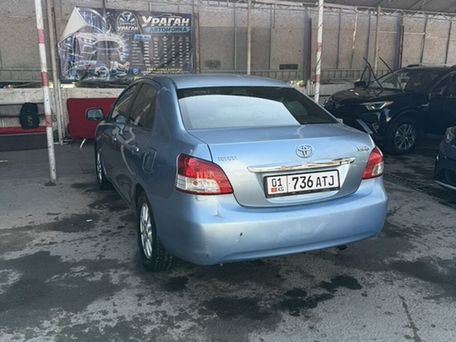 Toyota Yaris, 2009 — photo 3