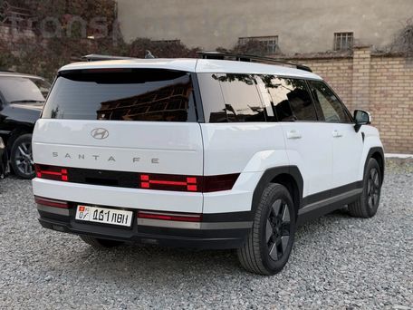 Hyundai Santa Fe, 2024 — 照片 4