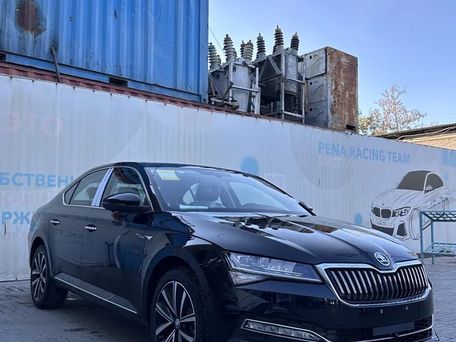 Skoda Superb, 2025 — photo 2