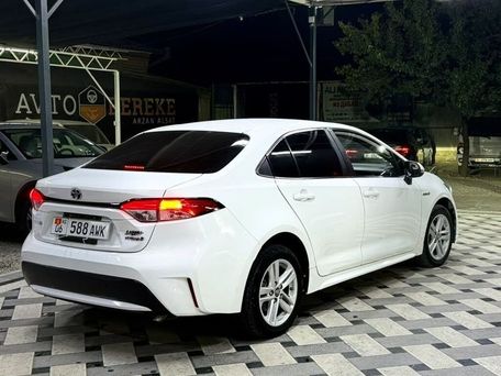 Toyota Corolla, 2022 — photo 3