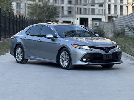 Toyota Camry, 2020 — 照片 3