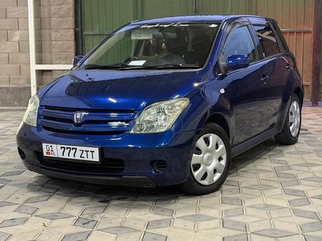 Toyota Ist, 2003 — photo 1
