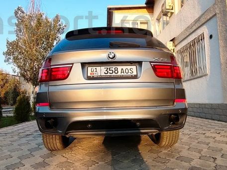 BMW X5, 2010 — photo 9