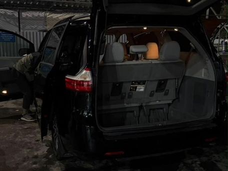 Toyota Sienna, 2018 — 照片 5