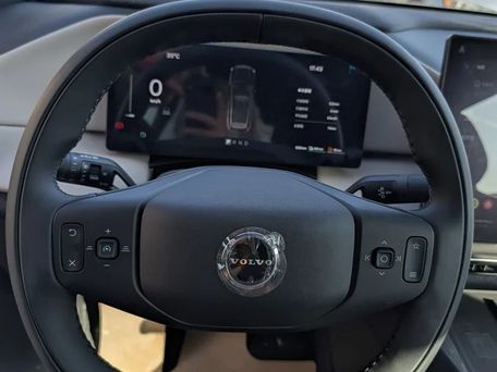 Volvo XC70, 2025 — photo 6