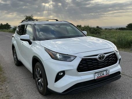 Toyota Highlander, 2022 — photo 1