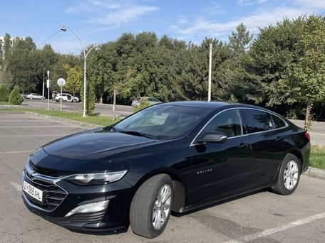 Chevrolet Malibu, 2019 — фото 1