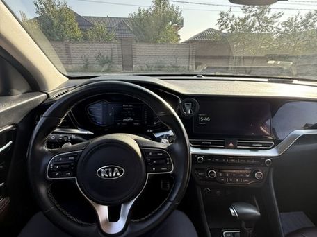 Kia Niro, 2020 — фото 11