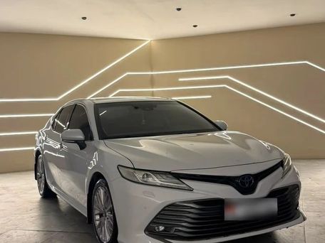 Toyota Camry, 2021 — фото 1