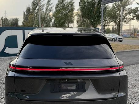 Li Auto (Lixiang) L7, 2024 — 照片 8