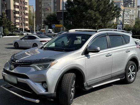 Toyota RAV4, 2017 — photo 2