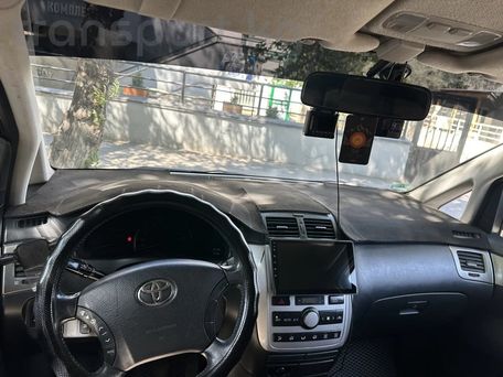 Toyota Avensis Verso, 2004 — 照片 4