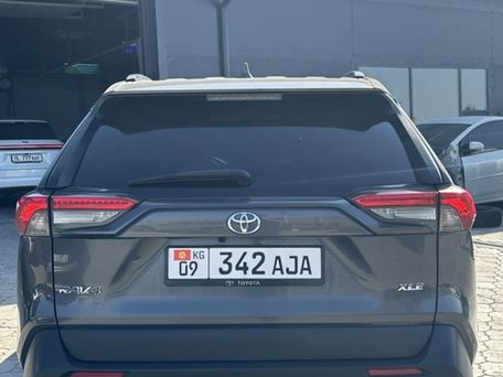 Toyota RAV4, 2018 — сүрөт 4
