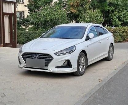 Hyundai Sonata, 2023 — фото 1