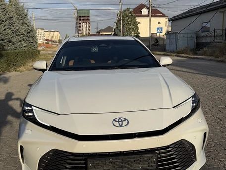 Toyota Camry, 2025 — фото 11