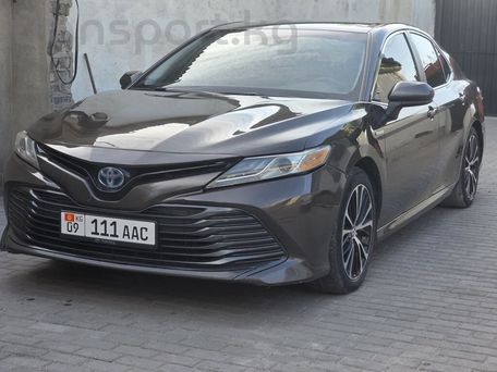 Toyota Camry, 2017 — 照片 3
