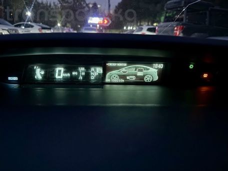 Toyota Prius, 2015 — 照片 10