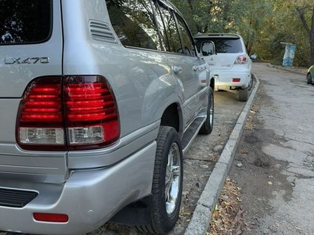 Lexus LX, 2007 — photo 4