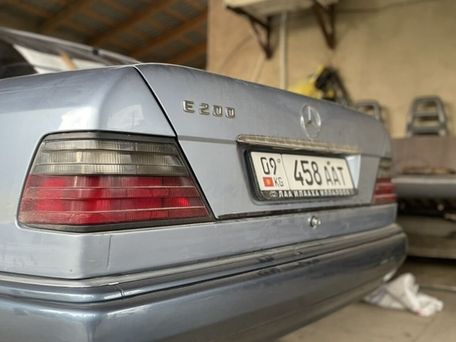 Mercedes-Benz E-Класс, 1995 — фото 2