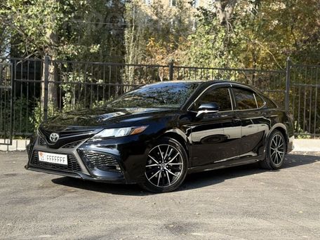 Toyota Camry, 2021 — сүрөт 1