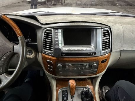 Lexus LX, 2005 — сүрөт 11