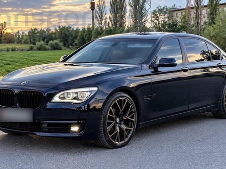 BMW 7 серии, 2022 — фото 1