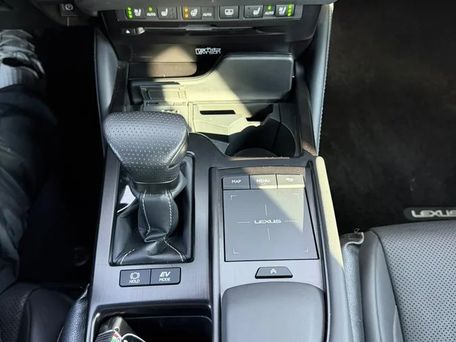 Lexus ES, 2021 — photo 5