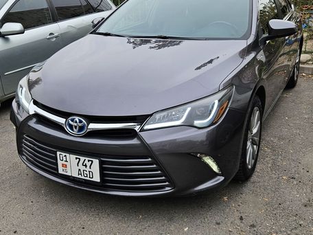 Toyota Camry, 2016