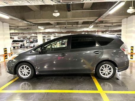 Toyota Prius v (+), 2013 — 照片 6