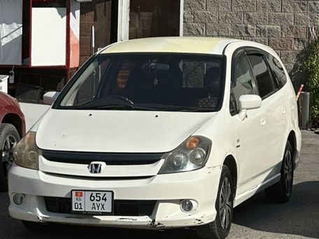 Honda Stream, 2003 — 照片 1