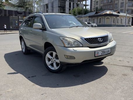 Lexus RX, 2005